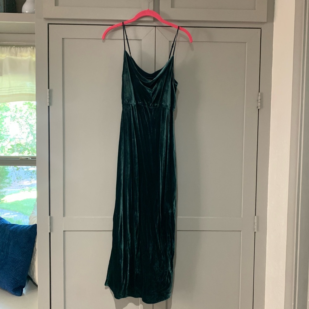 Anthropologie Fitted Velvet MIDI Dress